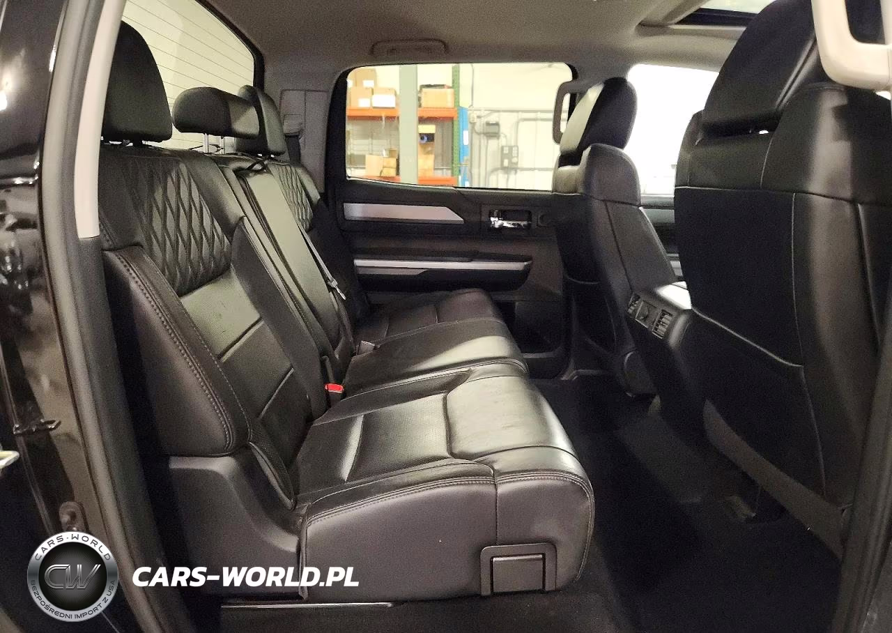 2017 Toyota Tundra Platinum VIN:5TFAW5F12HX627883 - 10