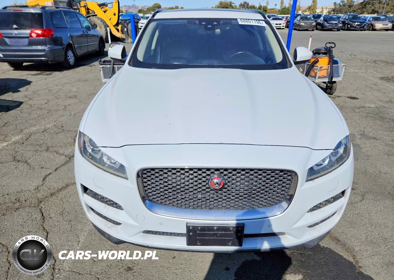 2018 Jaguar F-Pace Prestige VIN:SADCK2FN5JA243289 - 5