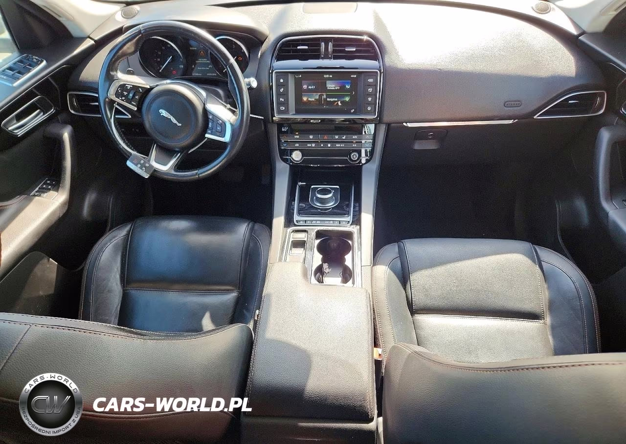 2018 Jaguar F-Pace Prestige VIN:SADCK2FN5JA243289 - 8