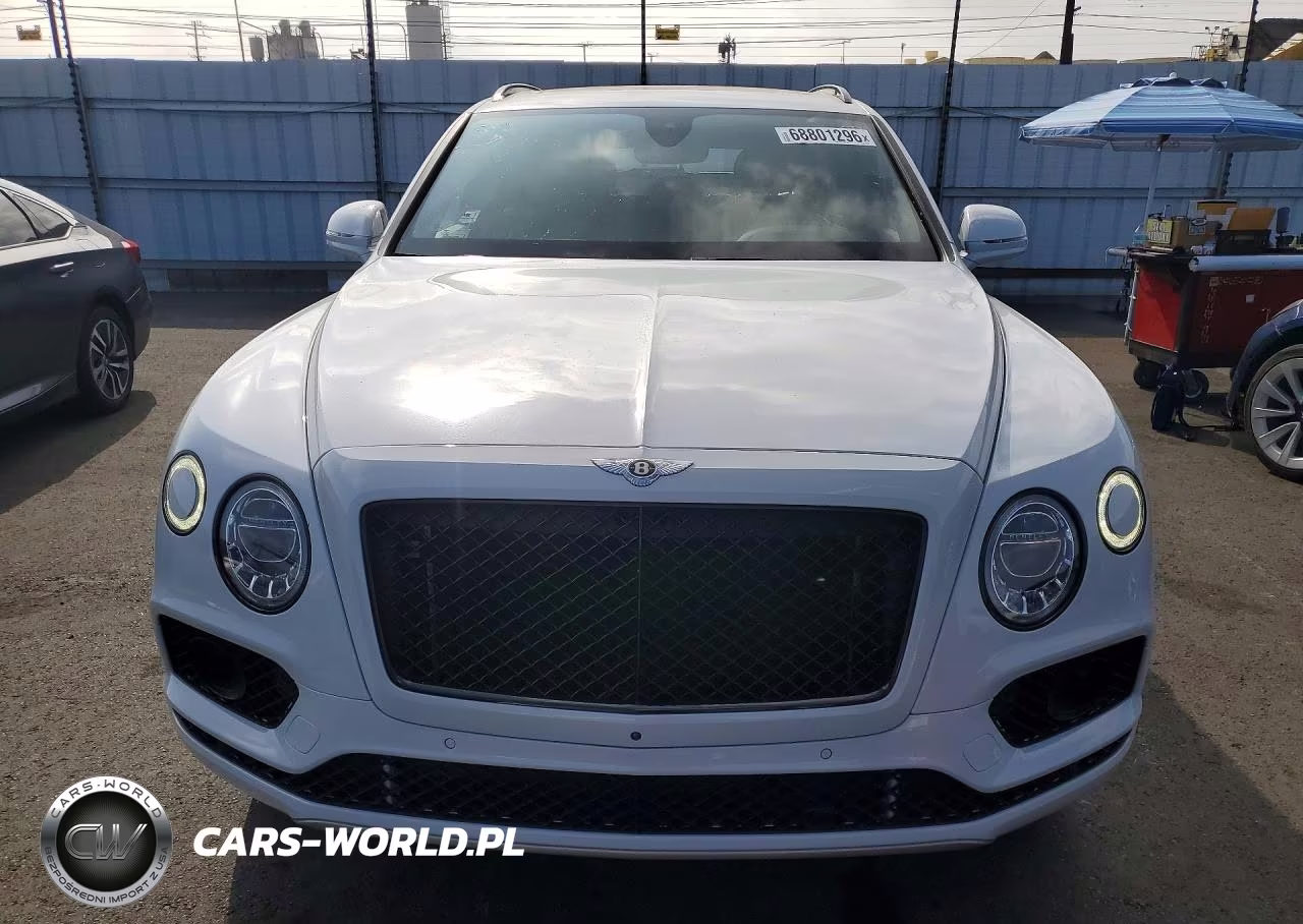 2019 Bentley Bentayga VIN:SJAAM2ZV8KC027436 - 5