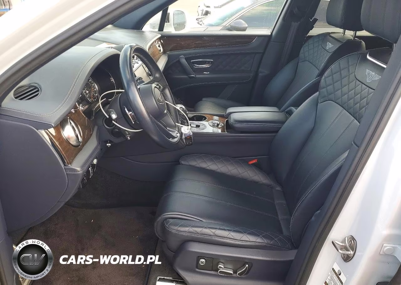 2019 Bentley Bentayga VIN:SJAAM2ZV8KC027436 - 7