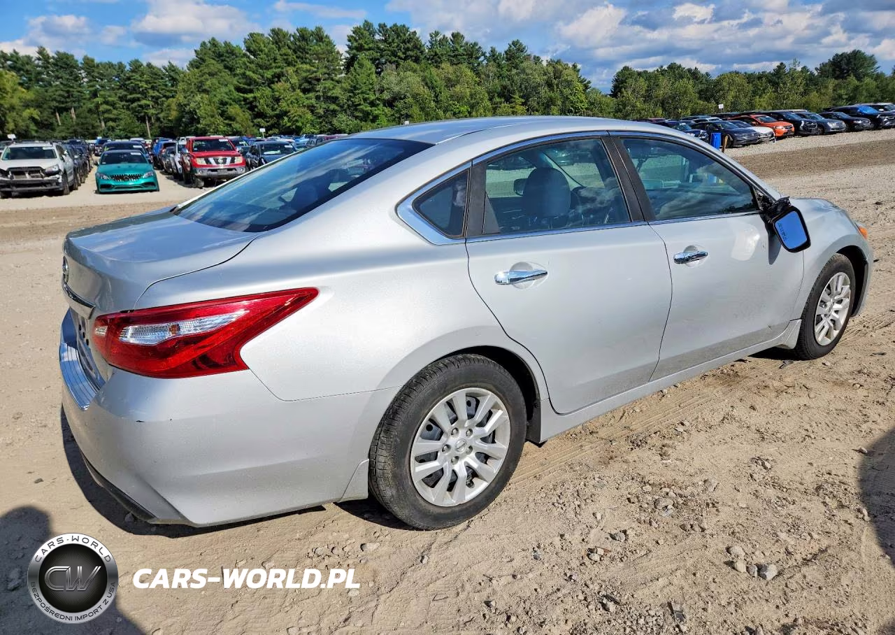 2017 Nissan Altima 2.5 S VIN:1N4AL3AP3HN359324 - 3