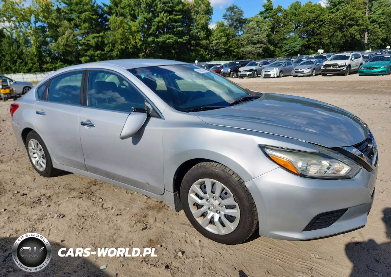 2017 Nissan Altima 2.5 S VIN:1N4AL3AP3HN359324 - 4