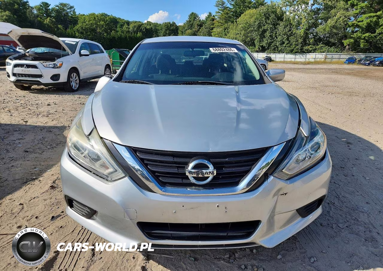 2017 Nissan Altima 2.5 S VIN:1N4AL3AP3HN359324 - 5
