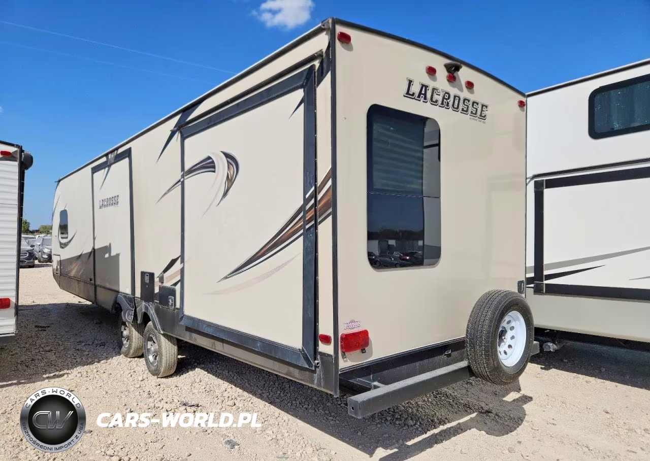2018 Forest River Lacrosse Camper VIN:5ZT2LCZB0JB009307 - 3