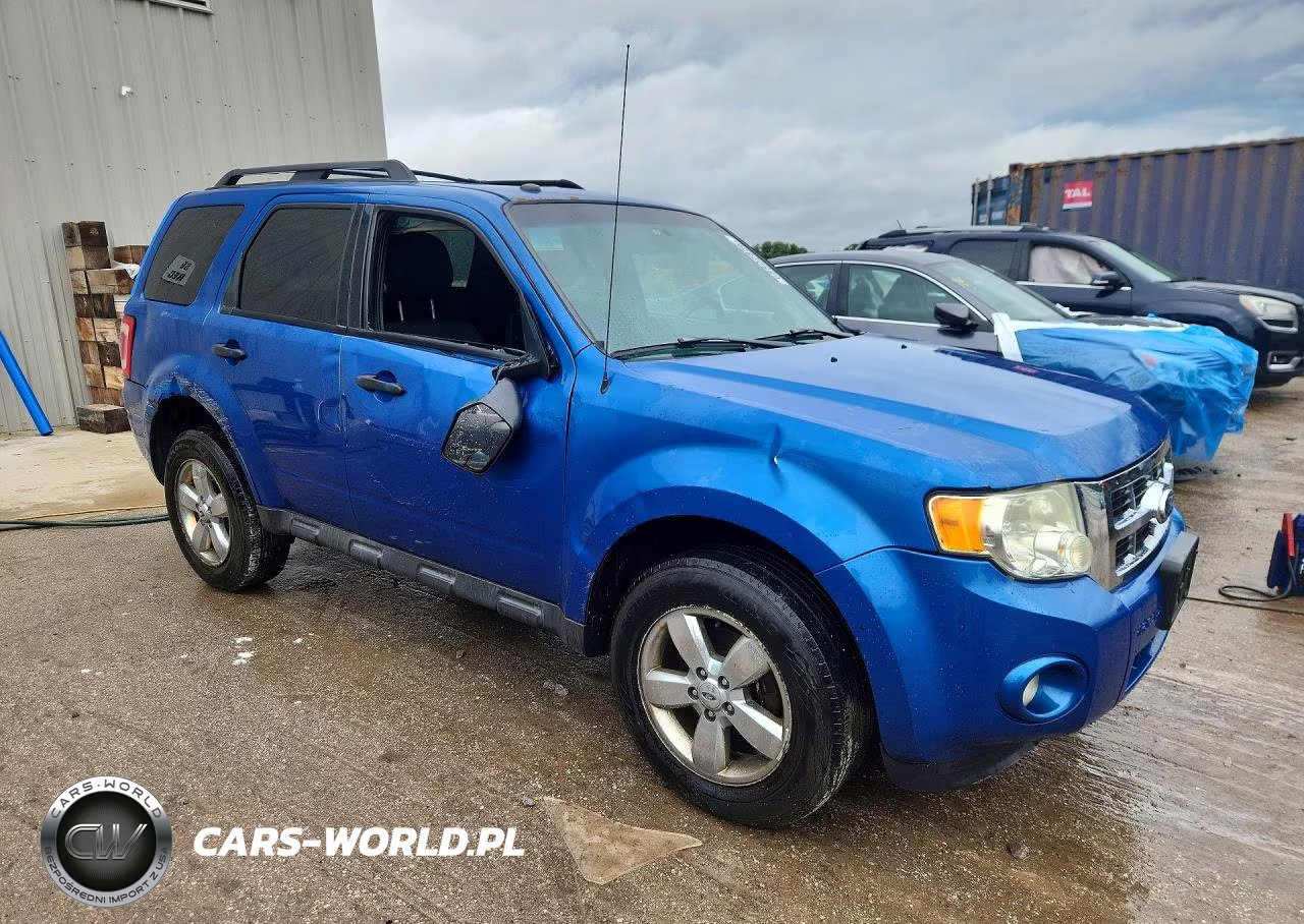 2011 Ford Escape Xlt VIN:1FMCU0D72BKA07026 - 4