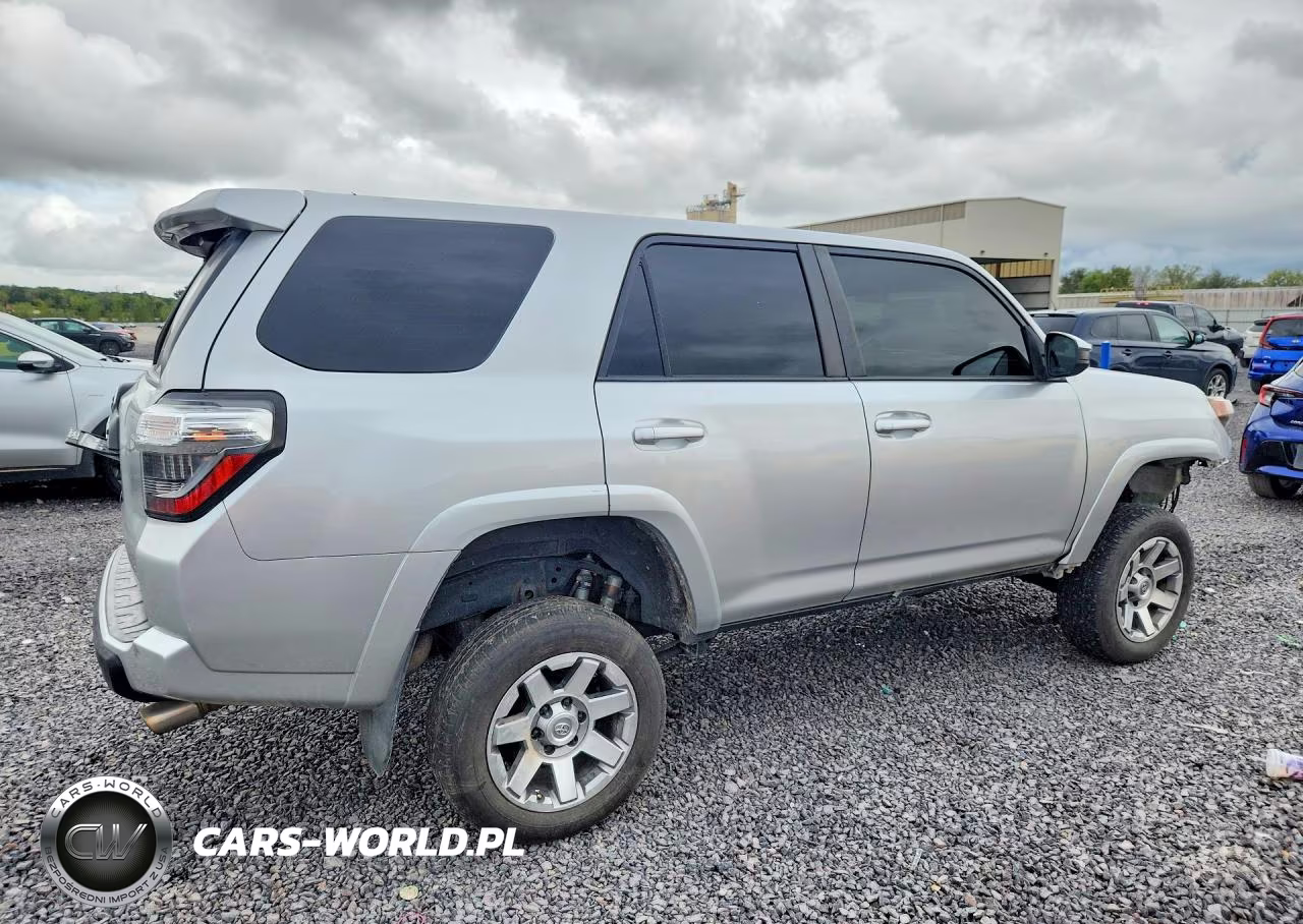 2016 Toyota 4Runner Trail VIN:JTEBU5JR2G5360368 - 3