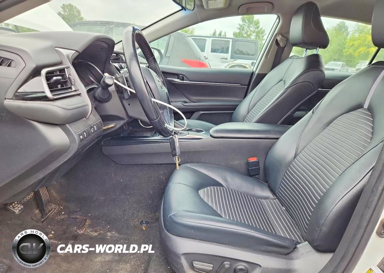 2020 Toyota Camry Se VIN:4T1G11AK4LU364819 - 7