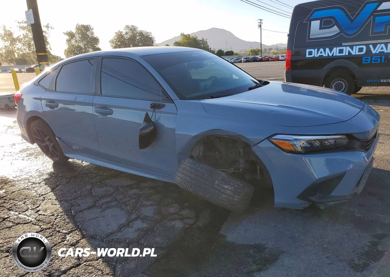 2023 Honda Civic Sport VIN:2HGFE2F53PH557440 - 4