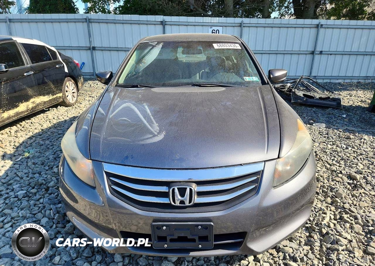 2011 Honda Accord Se VIN:1HGCP2F61BA119352 - 5