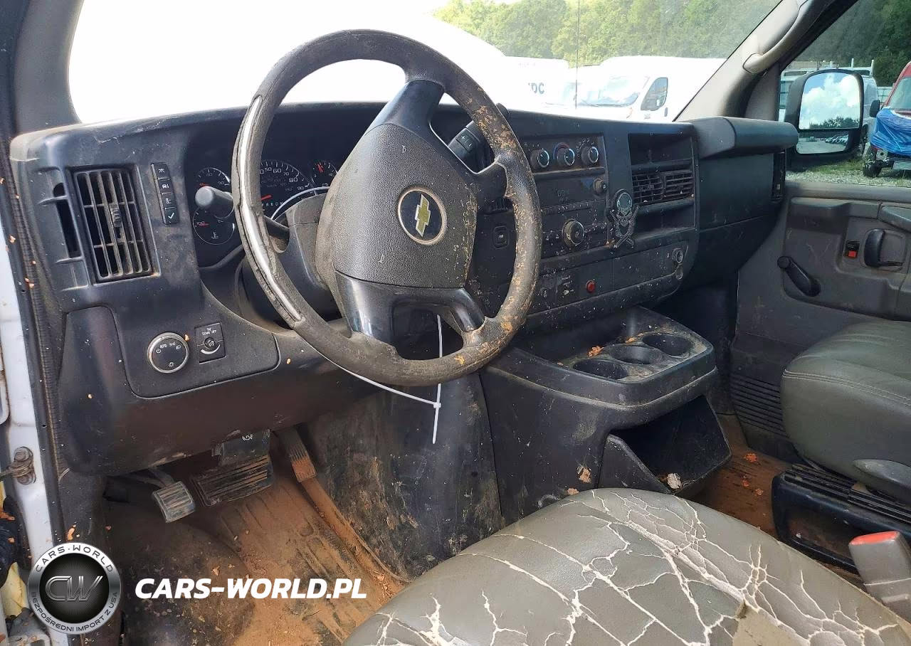 2012 Chevrolet Express G2500 VIN:1GCWGFCB1C1123911 - 8