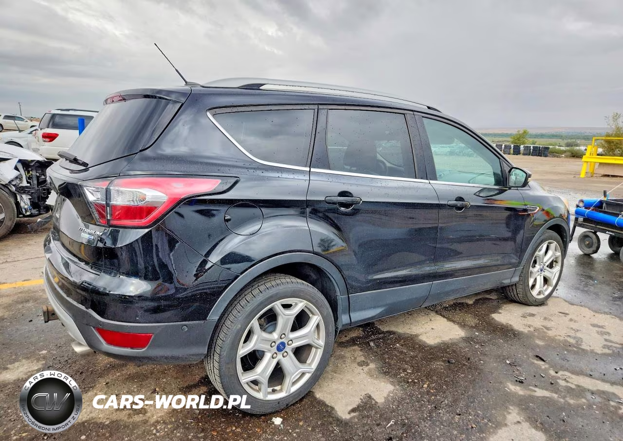 2017 Ford Escape Titanium VIN:1FMCU9J91HUA89175 - 3