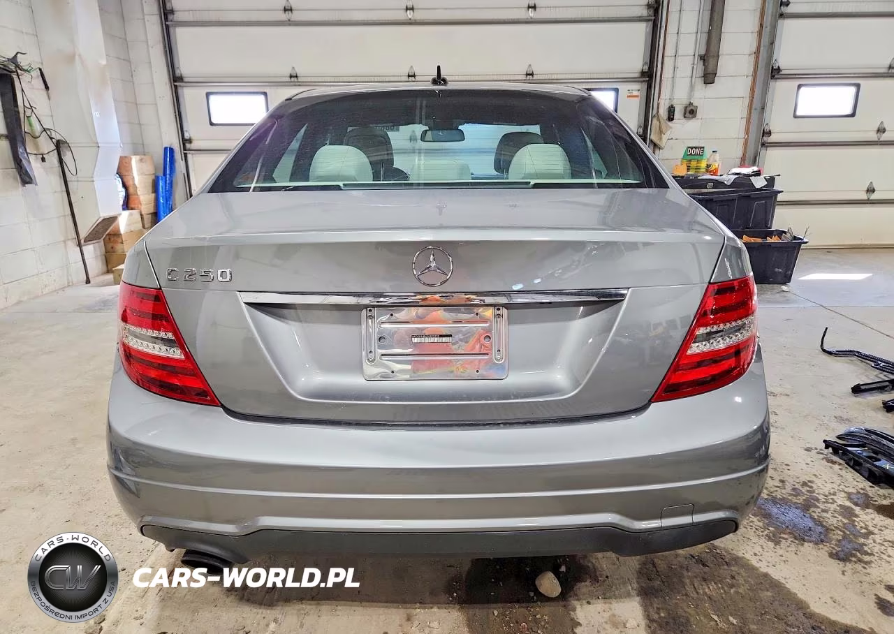 2014 Mercedes-Benz C 250 VIN:WDDGF4HB6EA895558 - 6