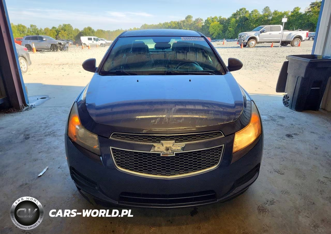 2013 Chevrolet Cruze Ls VIN:1G1PA5SG7D7244558 - 5