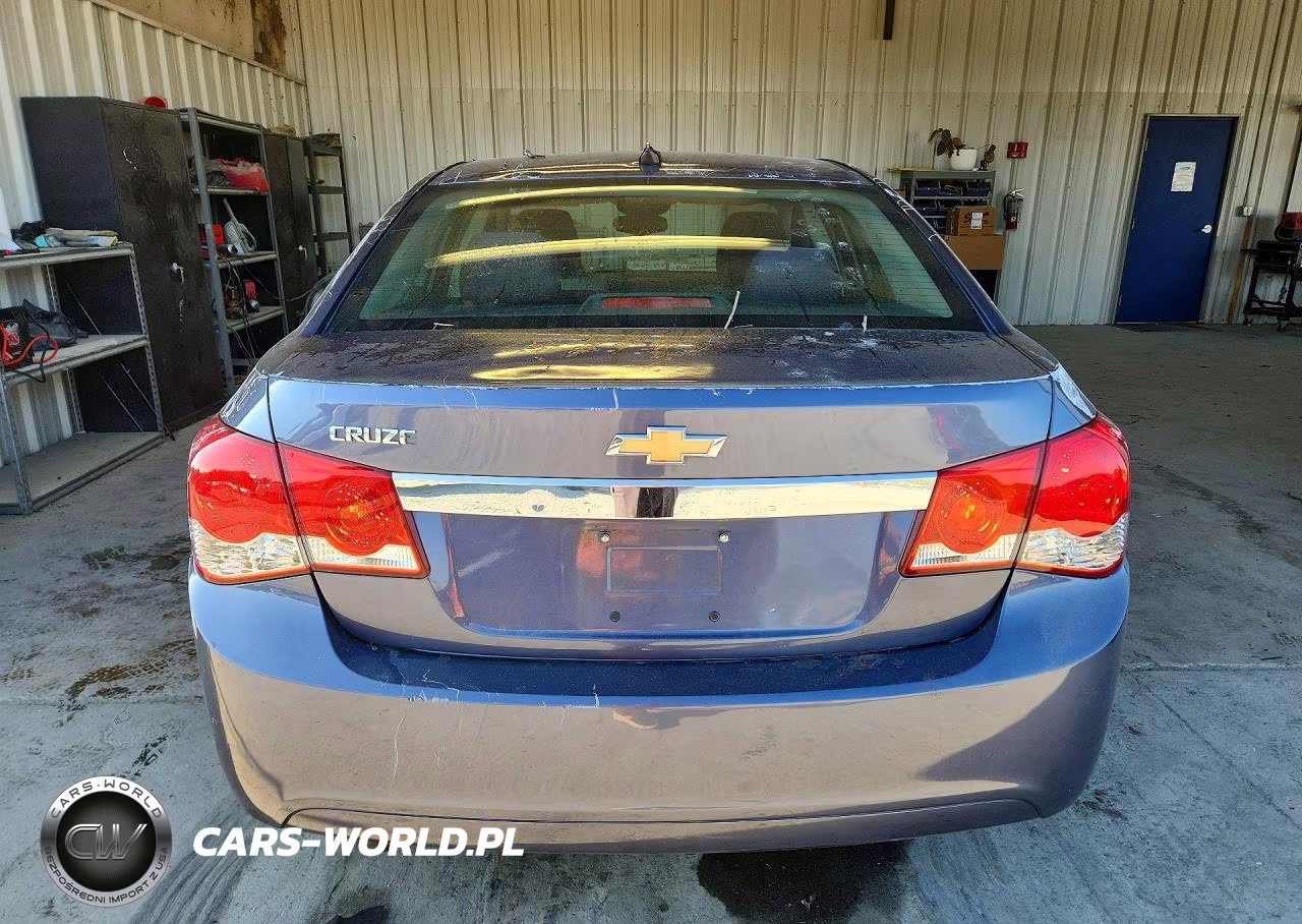 2013 Chevrolet Cruze Ls VIN:1G1PA5SG7D7244558 - 6