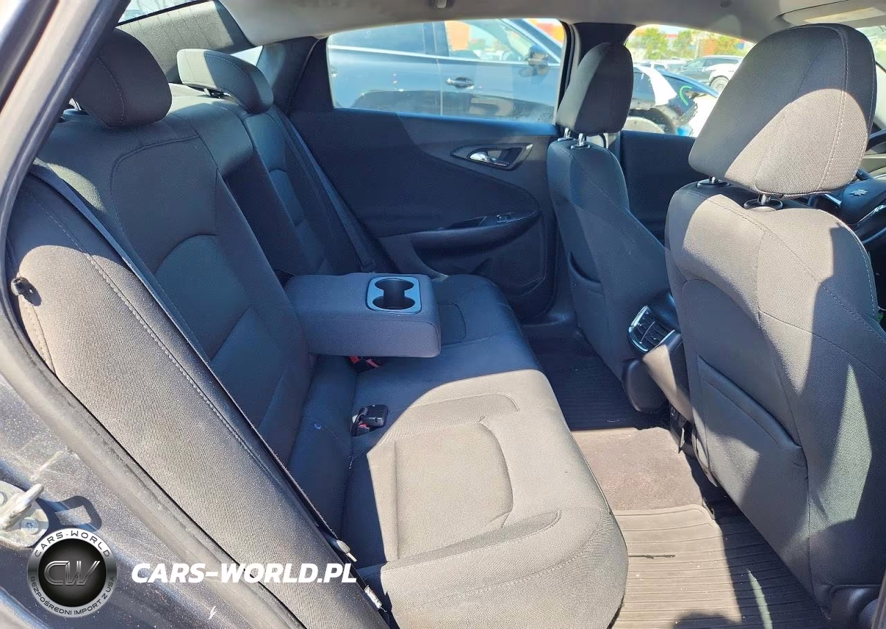 2016 Chevrolet Malibu Lt VIN:1G1ZE5ST9GF357979 - 10