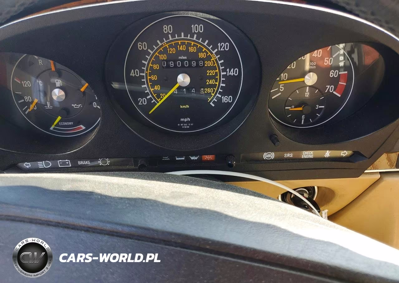 1989 Mercedes-Benz 560 Sl VIN:WDBBA48D7KA104792 - 9