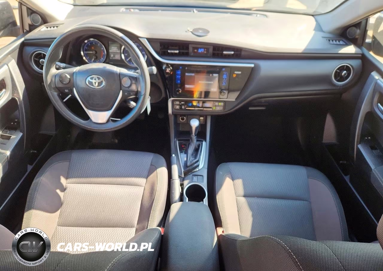 2017 Toyota Corolla Le VIN:2T1BURHE5HC849995 - 8