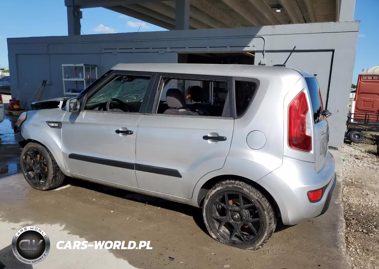 2012 Kia Soul Base VIN:KNDJT2A52C7446583 - 2