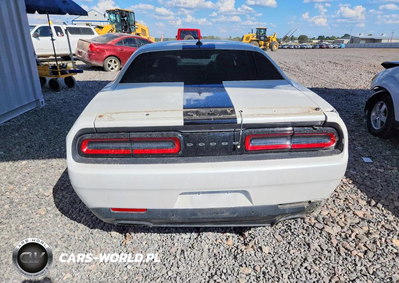 2015 Dodge Challenger Sxt Plus VIN:2C3CDZBGXFH782171 - 6
