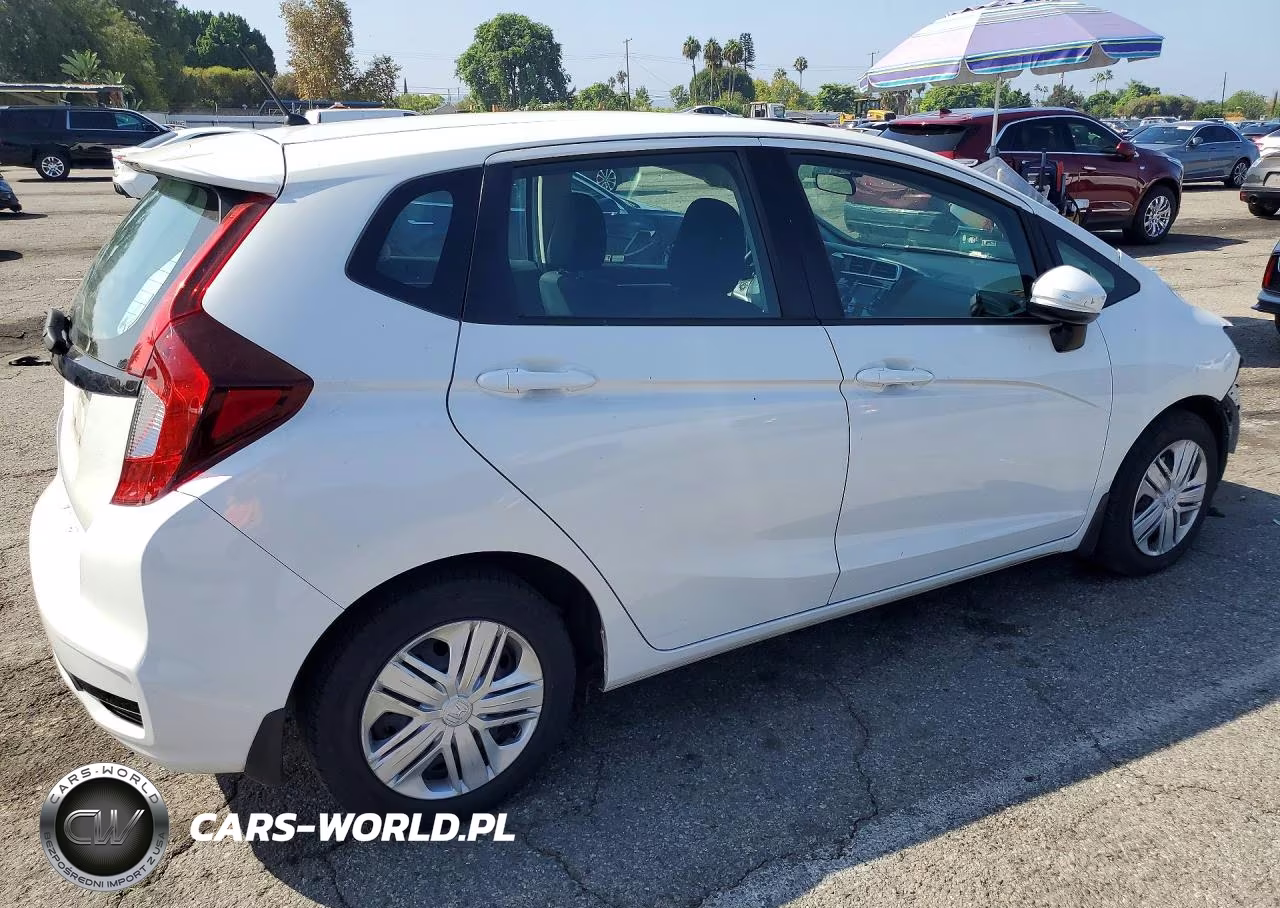 2019 Honda Fit Lx VIN:3HGGK5H41KM703315 - 3
