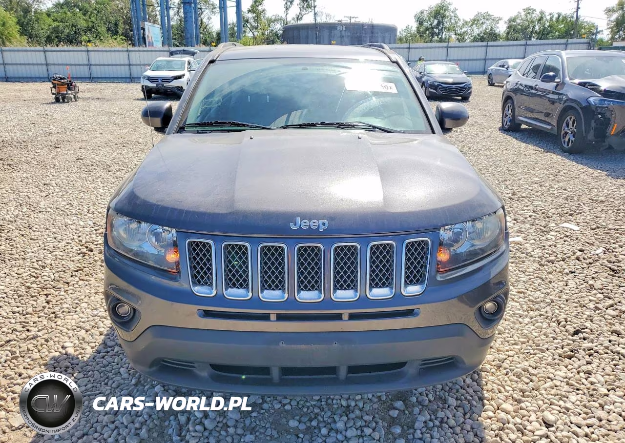 2016 Jeep Compass Latitude VIN:1C4NJDEB4GD663367 - 5
