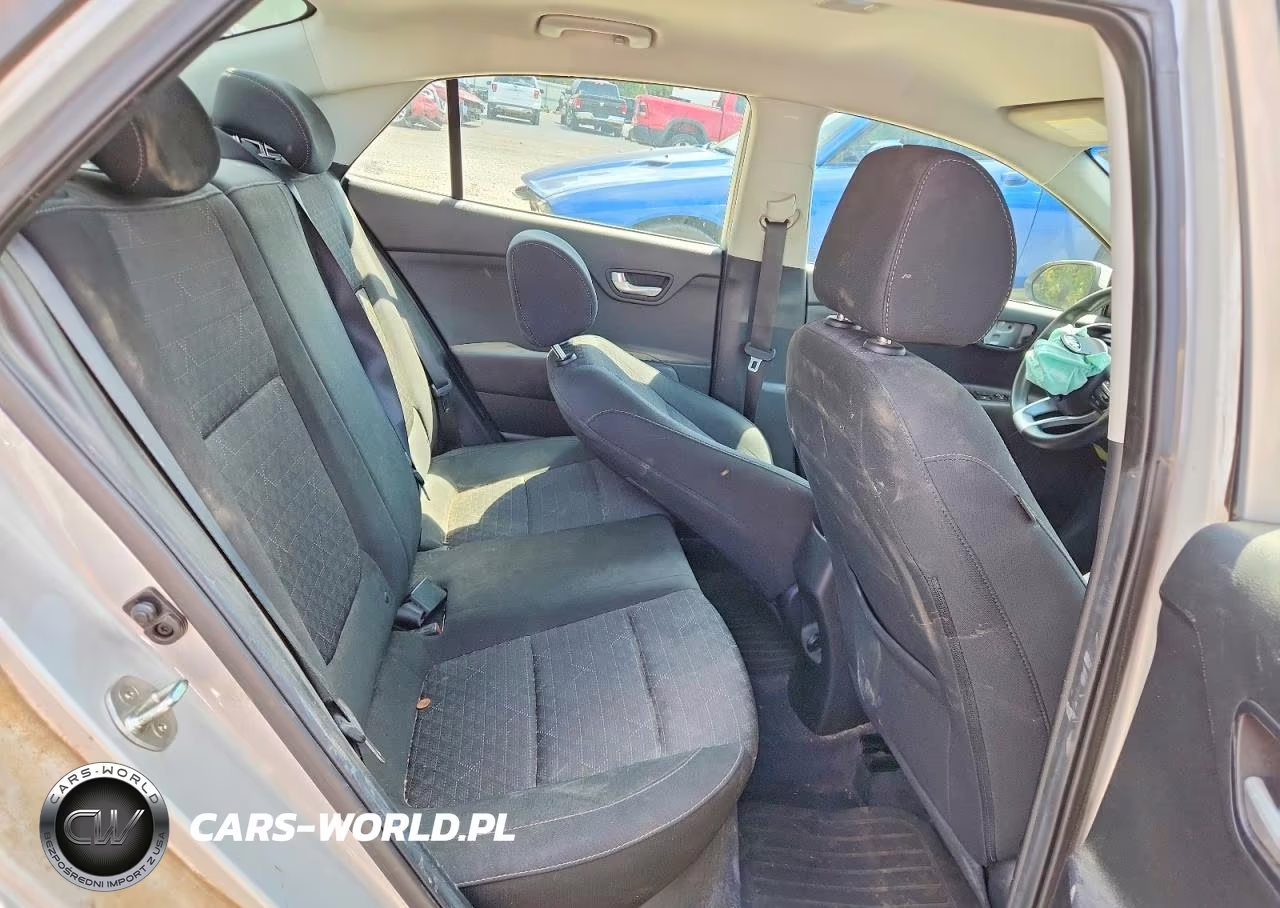 2020 Kia Rio S VIN:3KPA24AD7LE336215 - 10