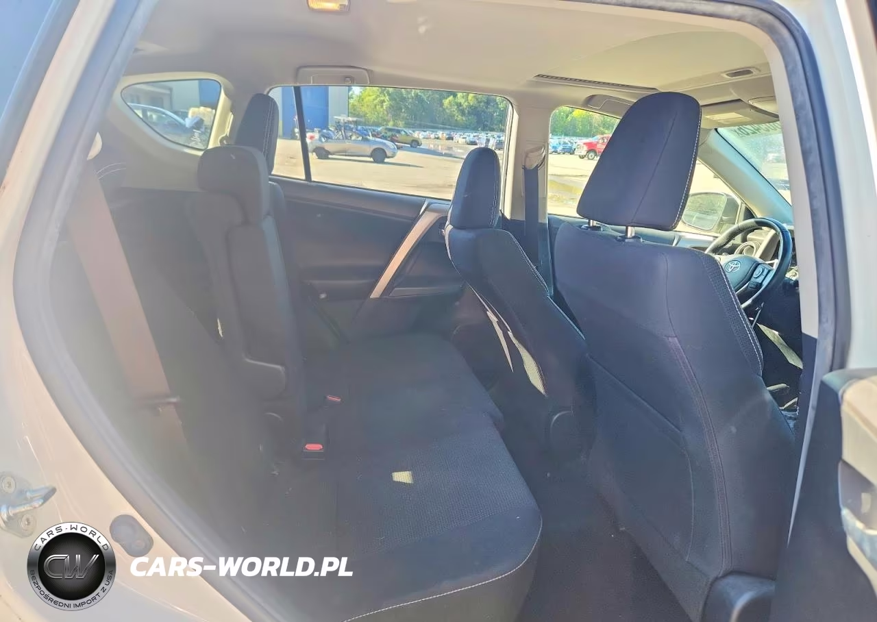 2018 Toyota Rav4 Xle VIN:JTMRFREV2JJ185307 - 11