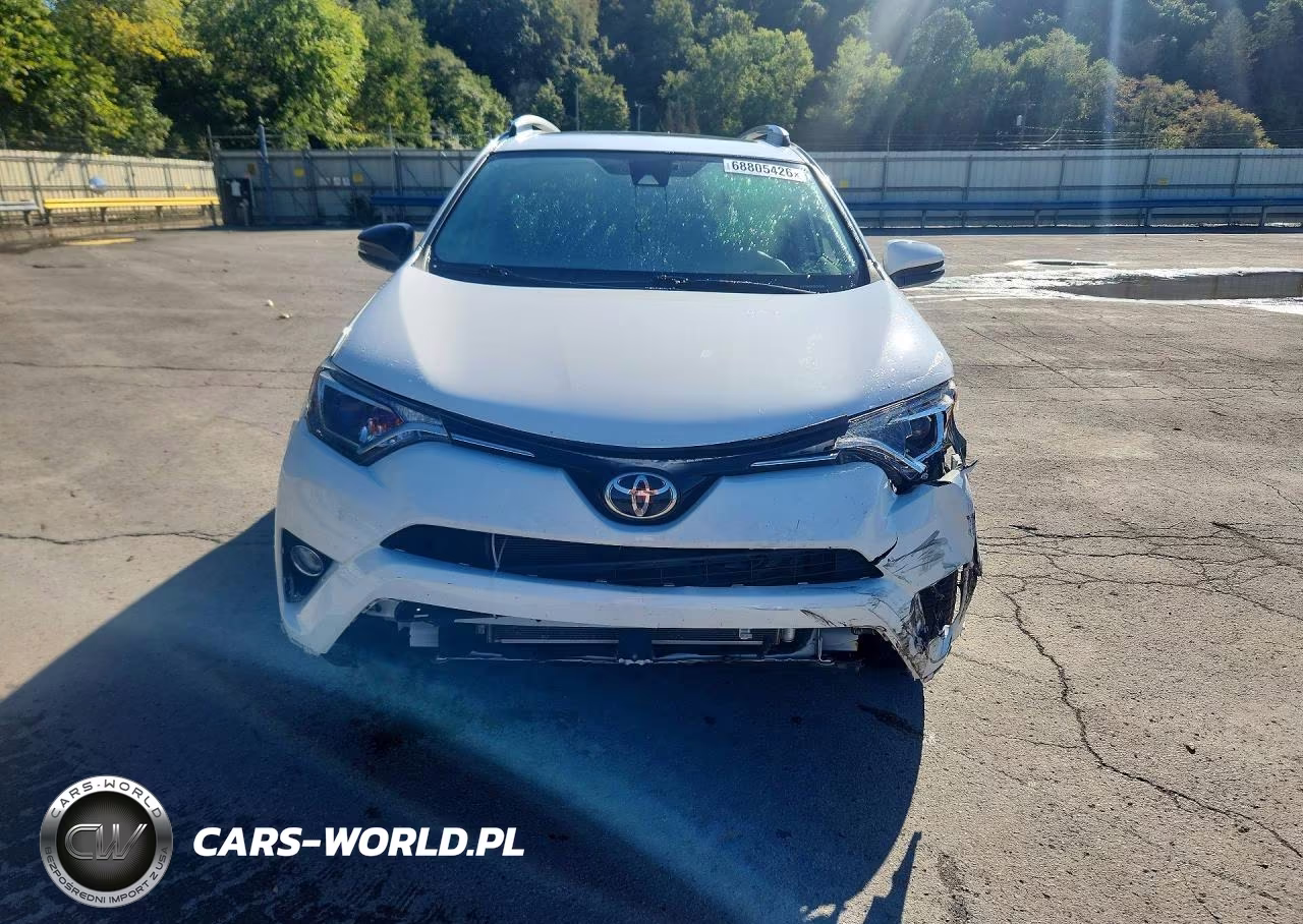 2018 Toyota Rav4 Xle VIN:JTMRFREV2JJ185307 - 5
