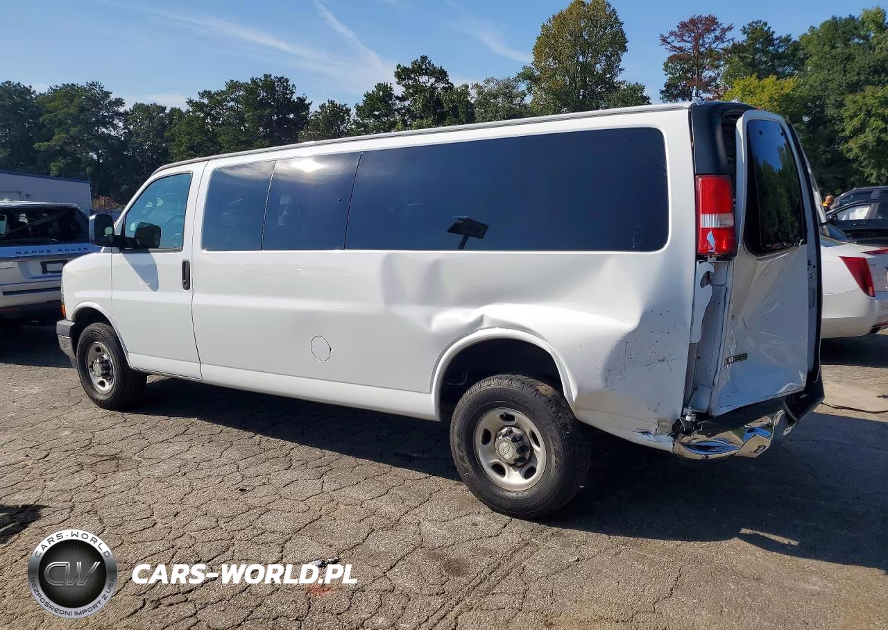 2017 Chevrolet Express G3500 Lt VIN:1GAZGPFGXH1335040 - 2