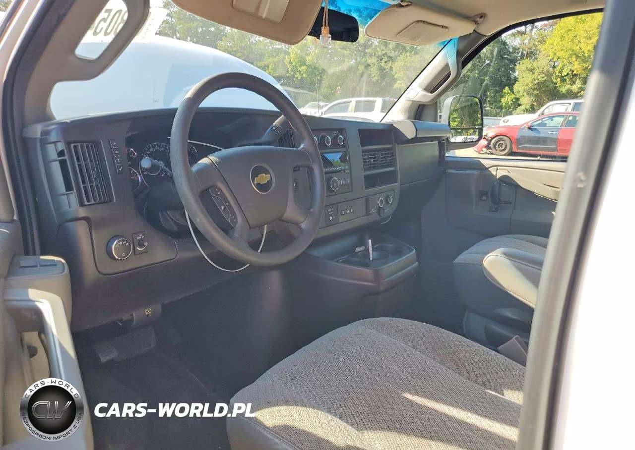 2017 Chevrolet Express G3500 Lt VIN:1GAZGPFGXH1335040 - 8
