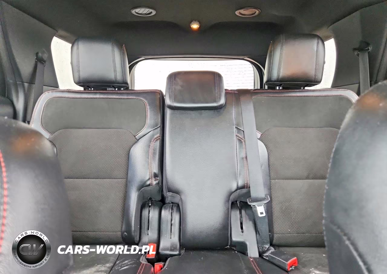 2018 Ford Explorer Xlt VIN:1FM5K8D89JGB50949 - 10