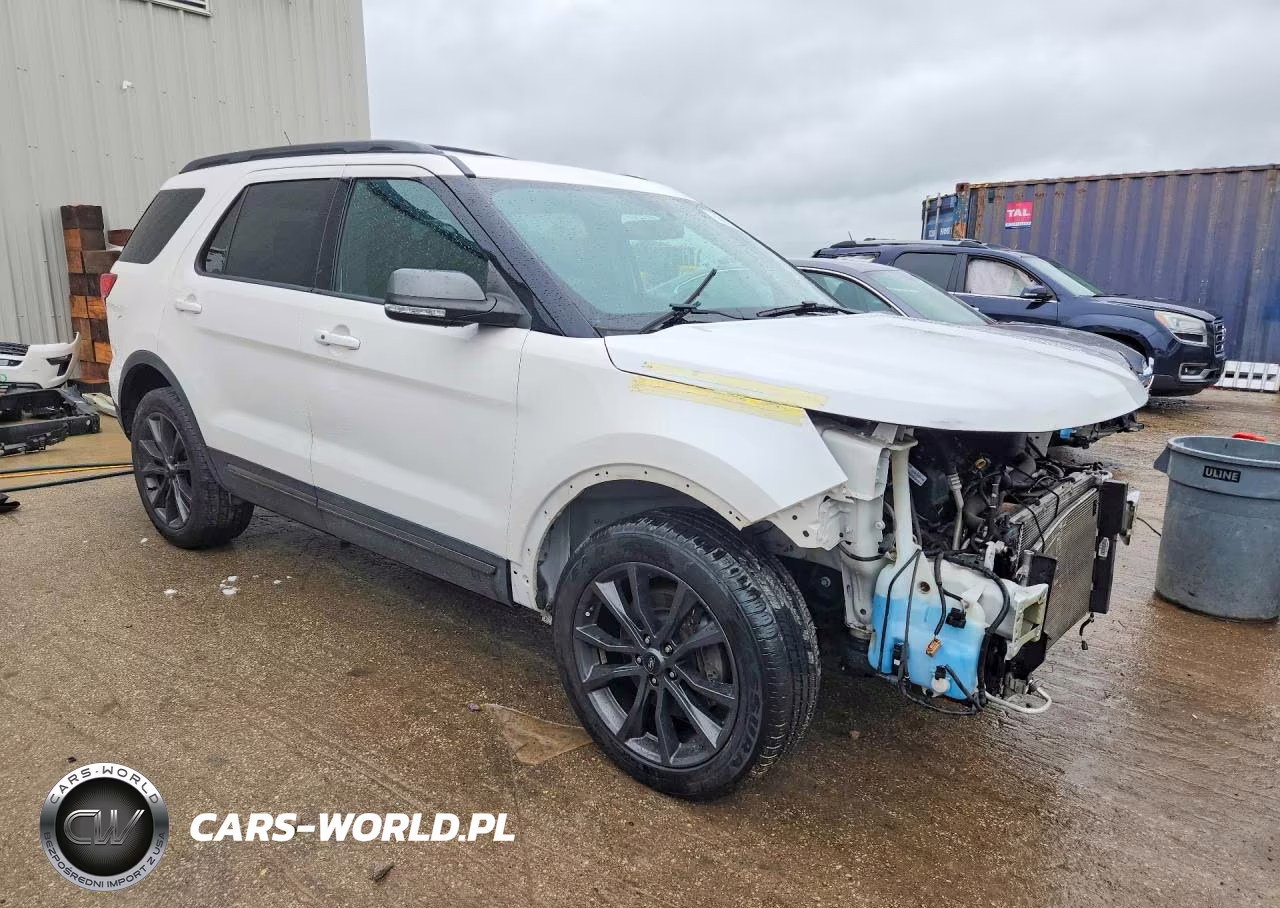 2018 Ford Explorer Xlt VIN:1FM5K8D89JGB50949 - 4