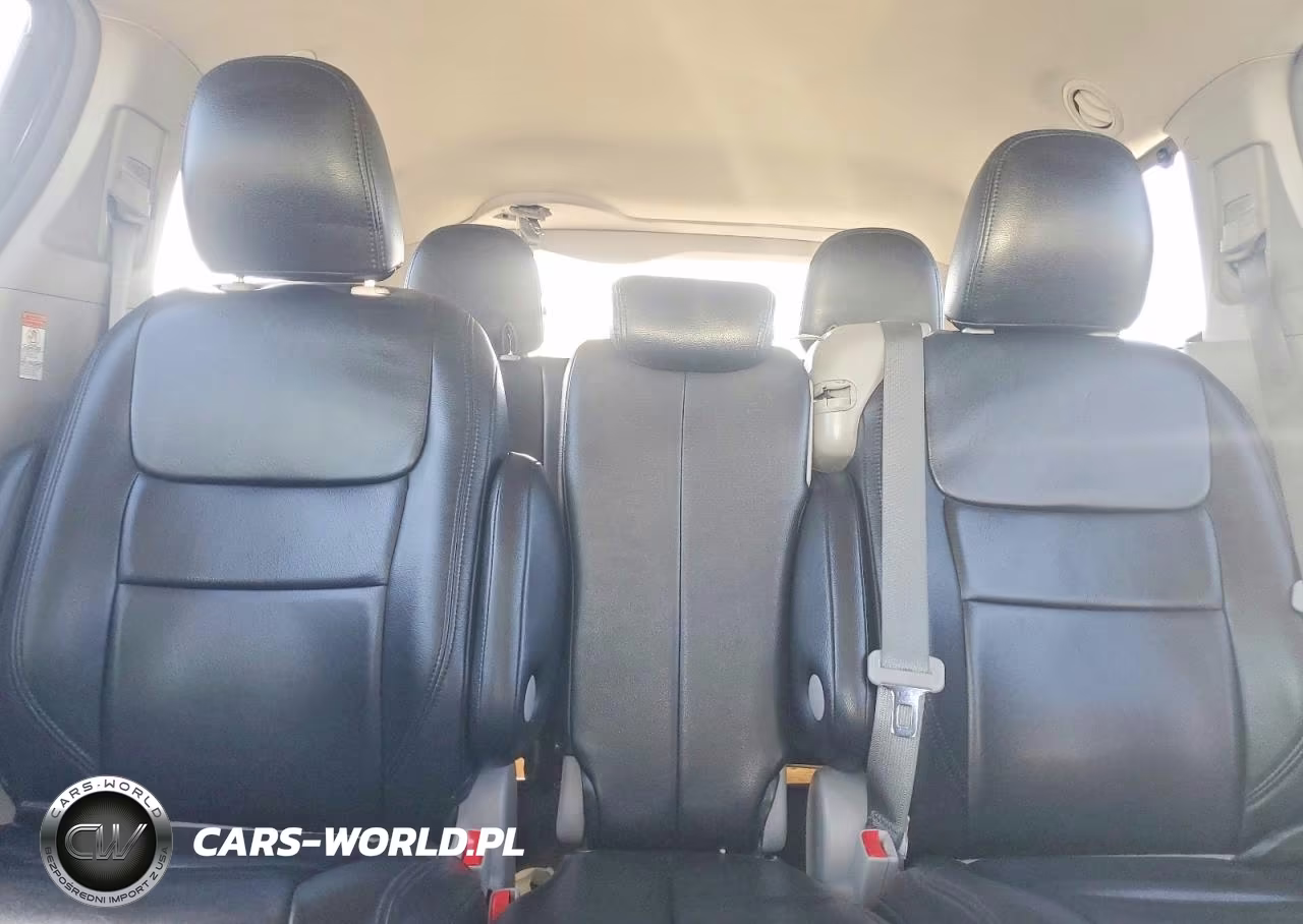 2015 Toyota Sienna Le VIN:5TDKK3DC2FS592824 - 10