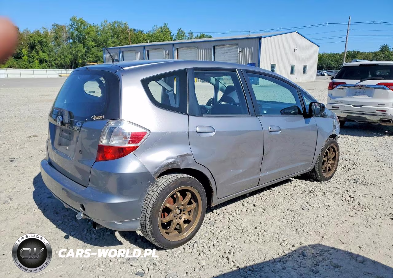 2009 Honda Fit VIN:JHMGE88279S067442 - 3