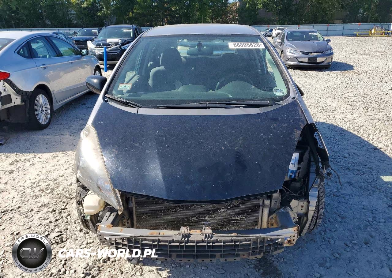 2009 Honda Fit VIN:JHMGE88279S067442 - 5
