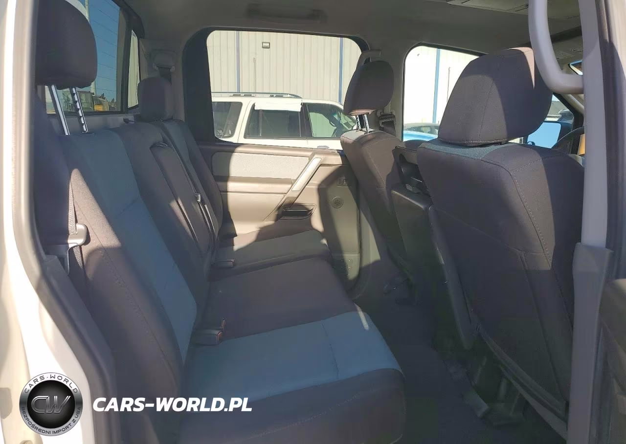 2007 Nissan Titan Xe VIN:1N6AA07A37N242372 - 10