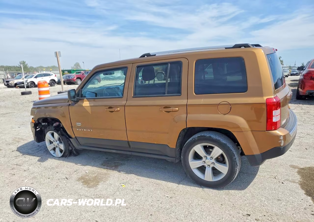 2011 Jeep Patriot Latitude VIN:1J4NT4GB7BD169174 - 2