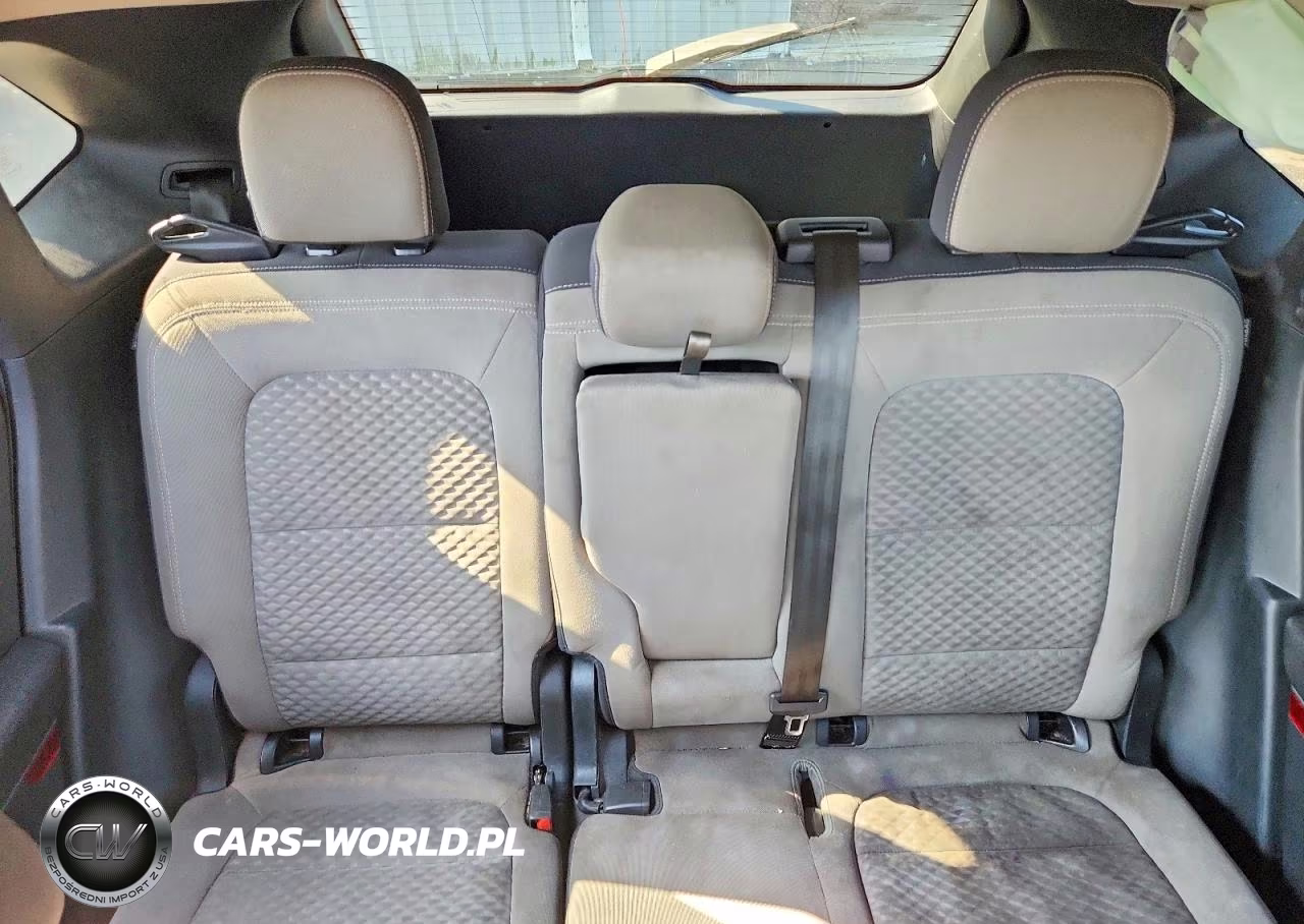 2020 Ford Escape Se VIN:1FMCU0G60LUA59392 - 10