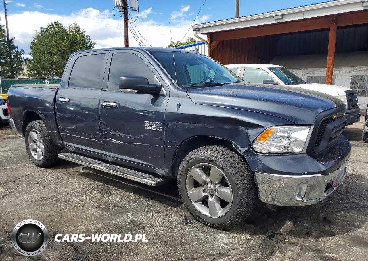 2017 Ram 1500 Slt VIN:3C6RR7LT9HG574381 - 4