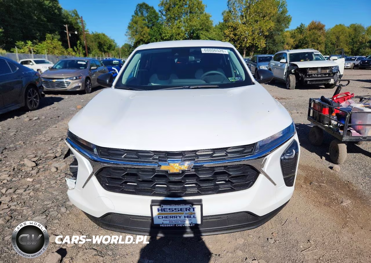 2025 Chevrolet Trax Ls VIN:KL77LFEP0SC313417 - 5