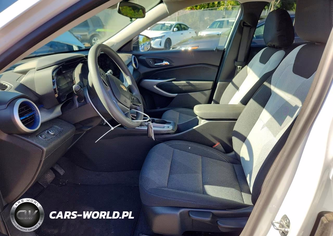 2025 Chevrolet Trax Ls VIN:KL77LFEP0SC313417 - 7