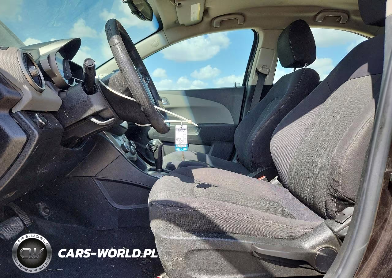 2015 Chevrolet Sonic Lt VIN:1G1JC5SH9F4177295 - 7
