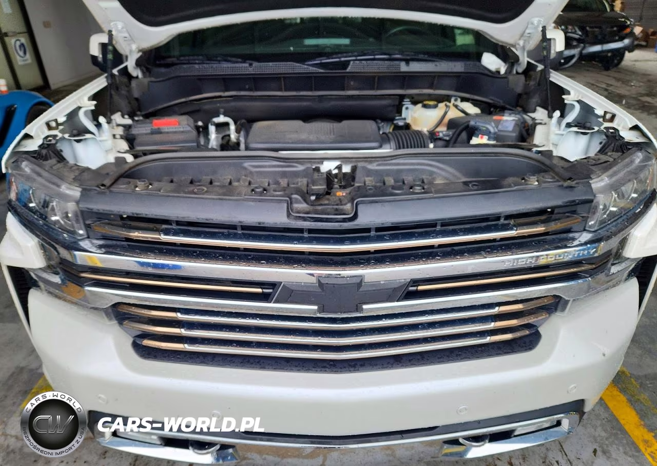 2019 Chevrolet Silverado K1500 High Country VIN:3GCUYHEL3KG100247 - 11