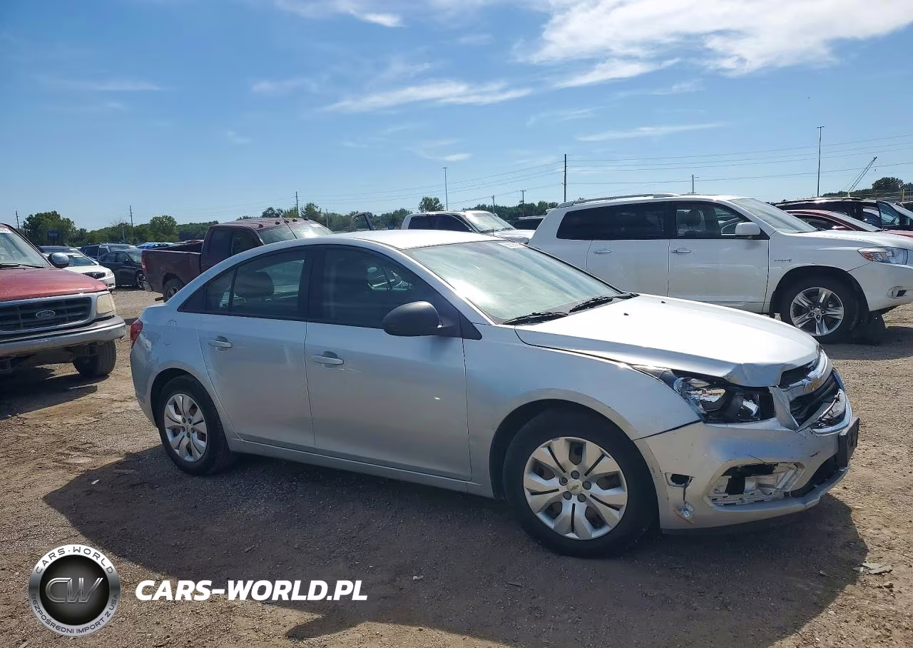 2016 Chevrolet Cruze Limited Ls VIN:1G1PC5SHXG7146776 - 4