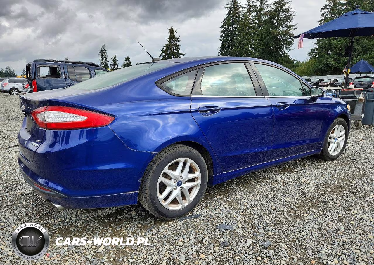 2013 Ford Fusion Se VIN:3FA6P0HRXDR268008 - 3