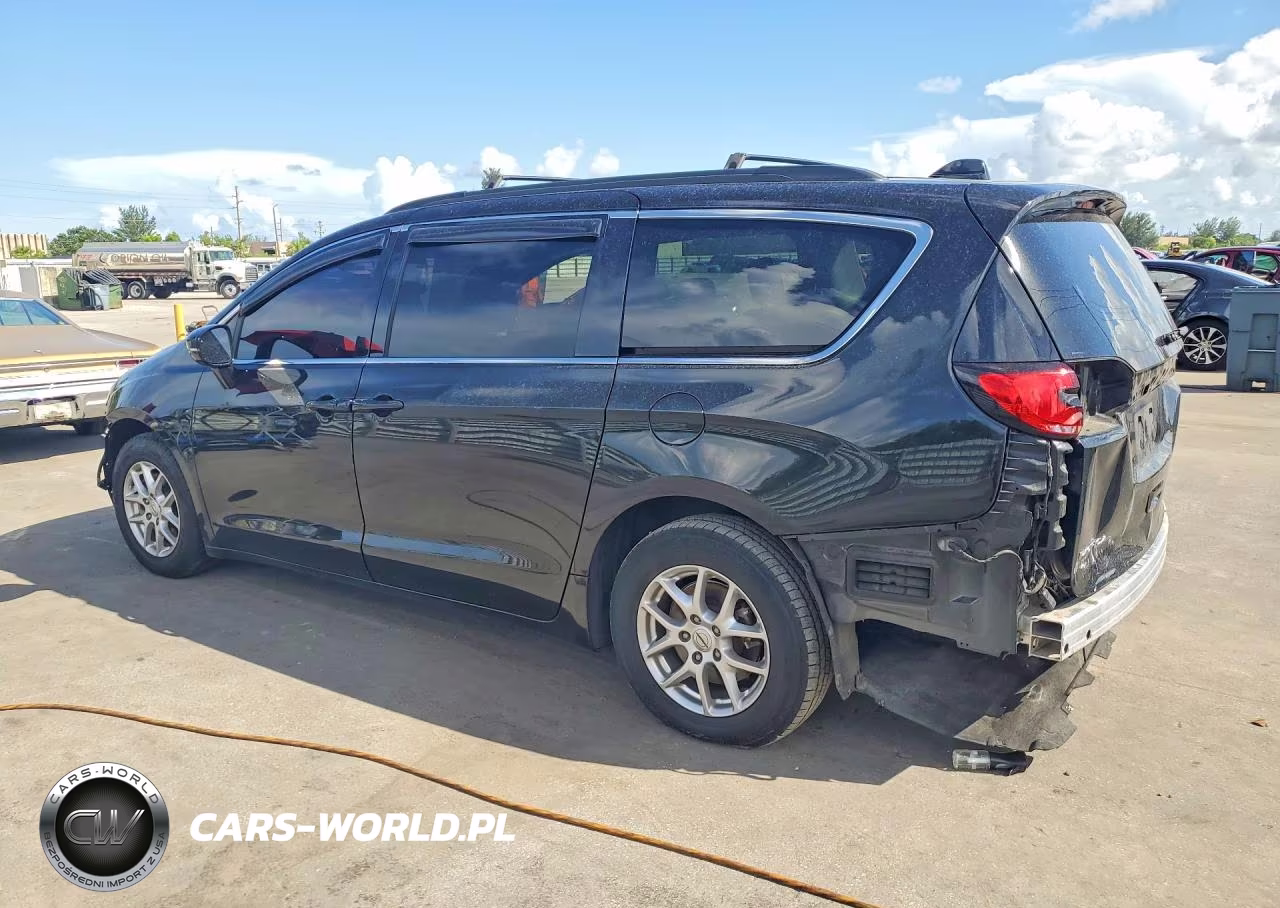 2022 Chrysler Pacifica Touring L VIN:2C4RC1BG0NR140707 - 2