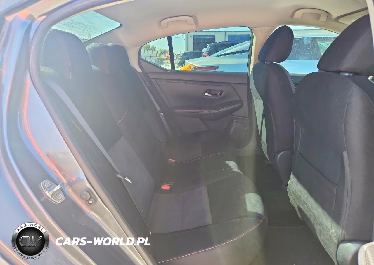 2020 Nissan Sentra Sr VIN:3N1AB8DV9LY255813 - 10