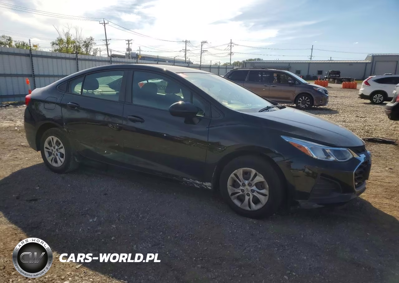 2019 Chevrolet Cruze Ls VIN:1G1BC5SM4K7150368 - 4