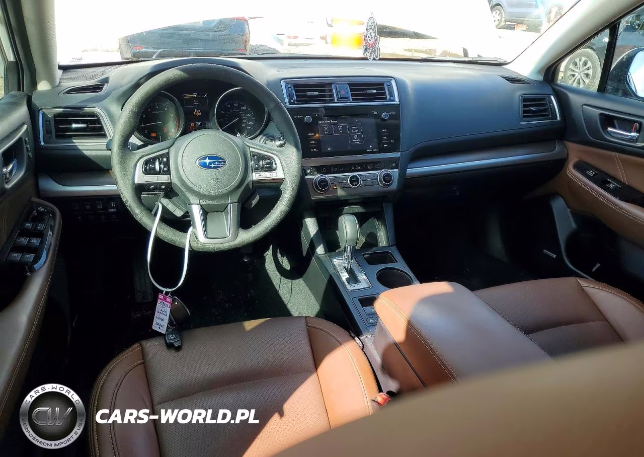 2017 Subaru Outback Touring VIN:4S4BSATC1H3300912 - 8
